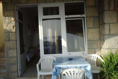 Apartamento A2+1 Groundfloor Brela Exterior foto