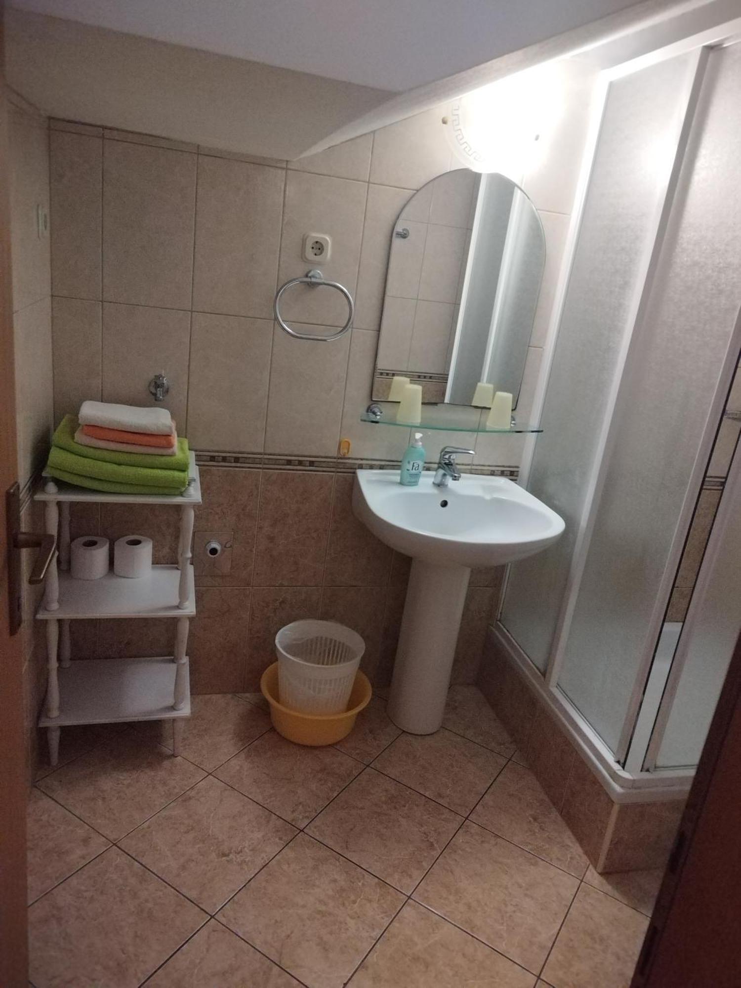 Apartamento A2+1 Groundfloor Brela Exterior foto