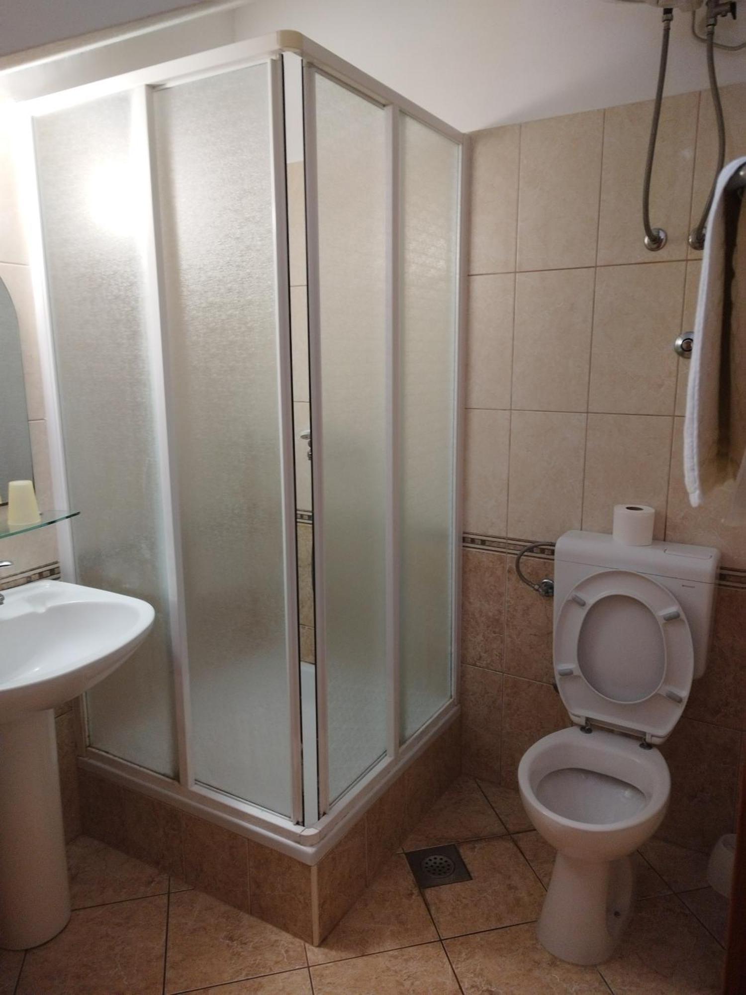Apartamento A2+1 Groundfloor Brela Exterior foto